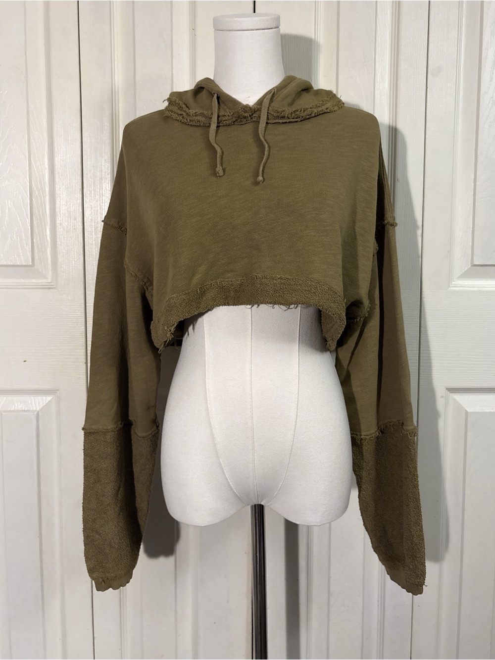 Free People Crop Hoodie Size XS Khaki Oversized Textured | Earthy Boho Fairy